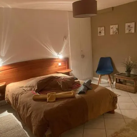 Le Petit Et La Rose Casa de Férias *