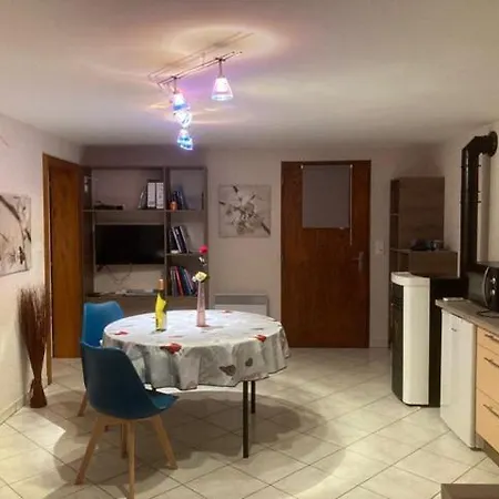 Casa de Férias Le Petit Et La Rose