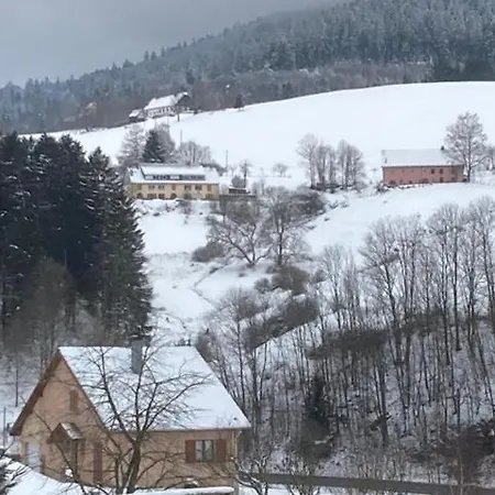 Casa de Férias Le Petit Et La Rose Bonhomme